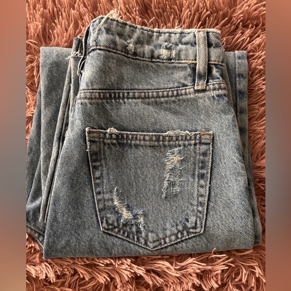 Fashion Nova Jeans - Picture 2 of 6